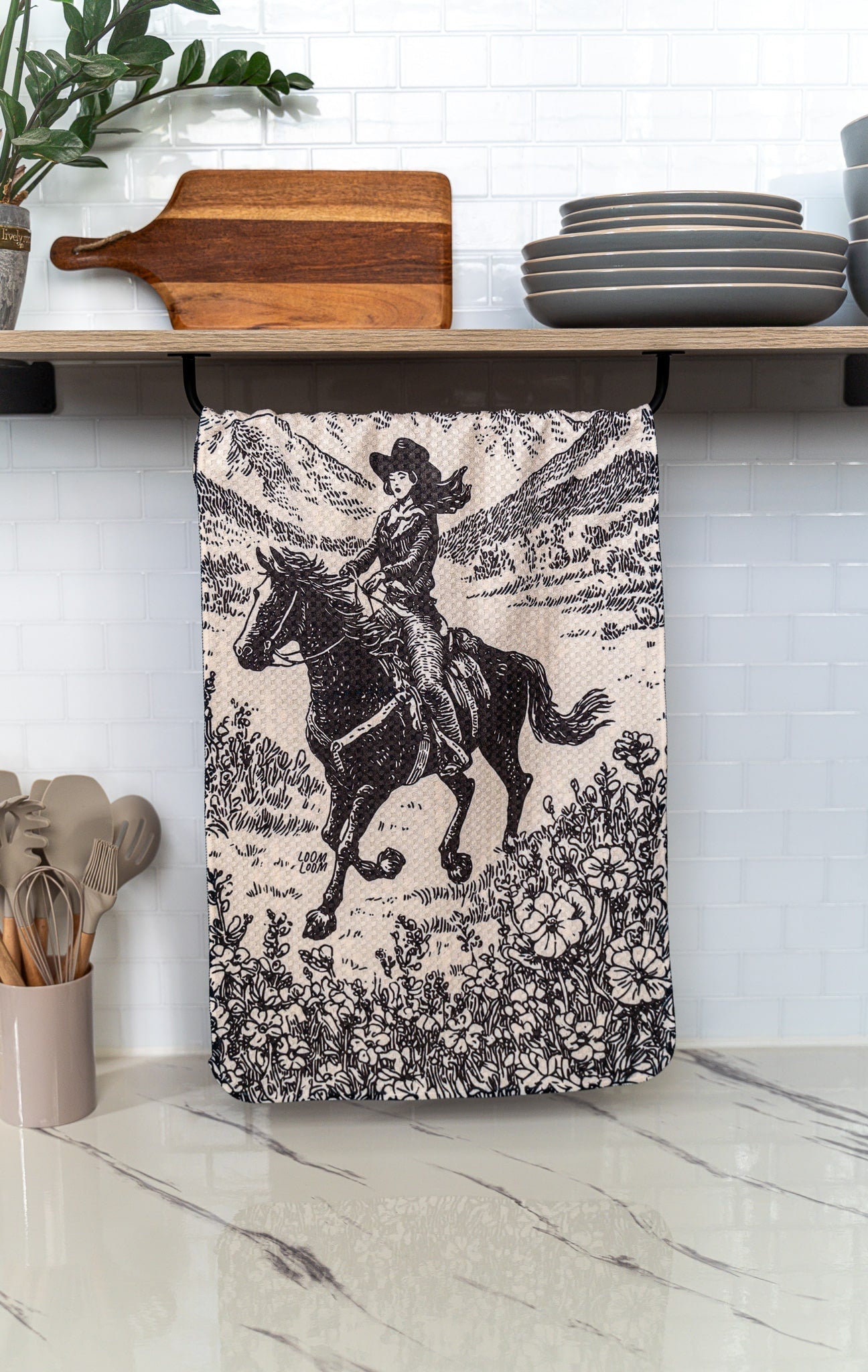 Meadow Cowgirl - Loom Loom