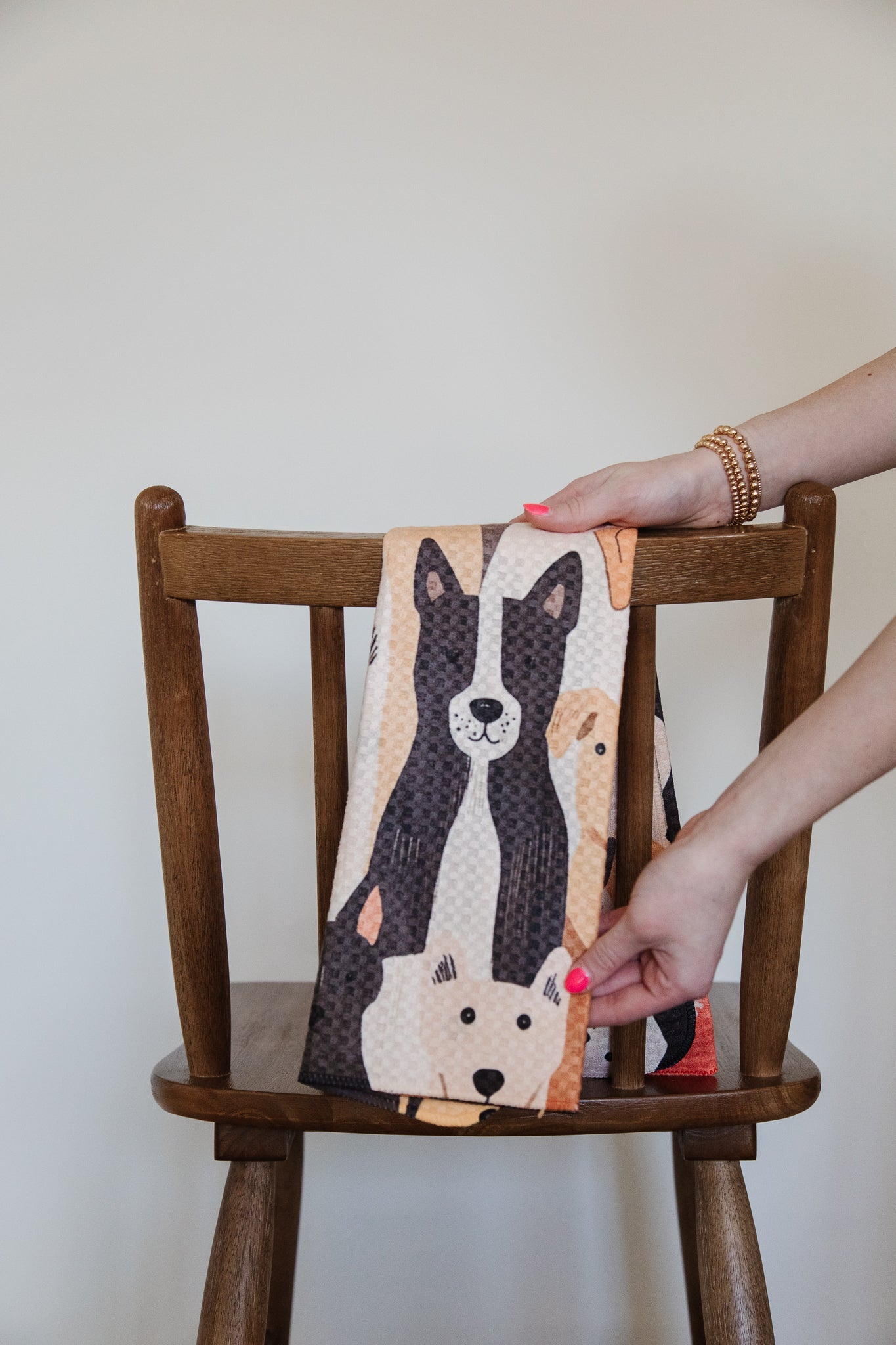 Puppy Crowd - Loom Loom