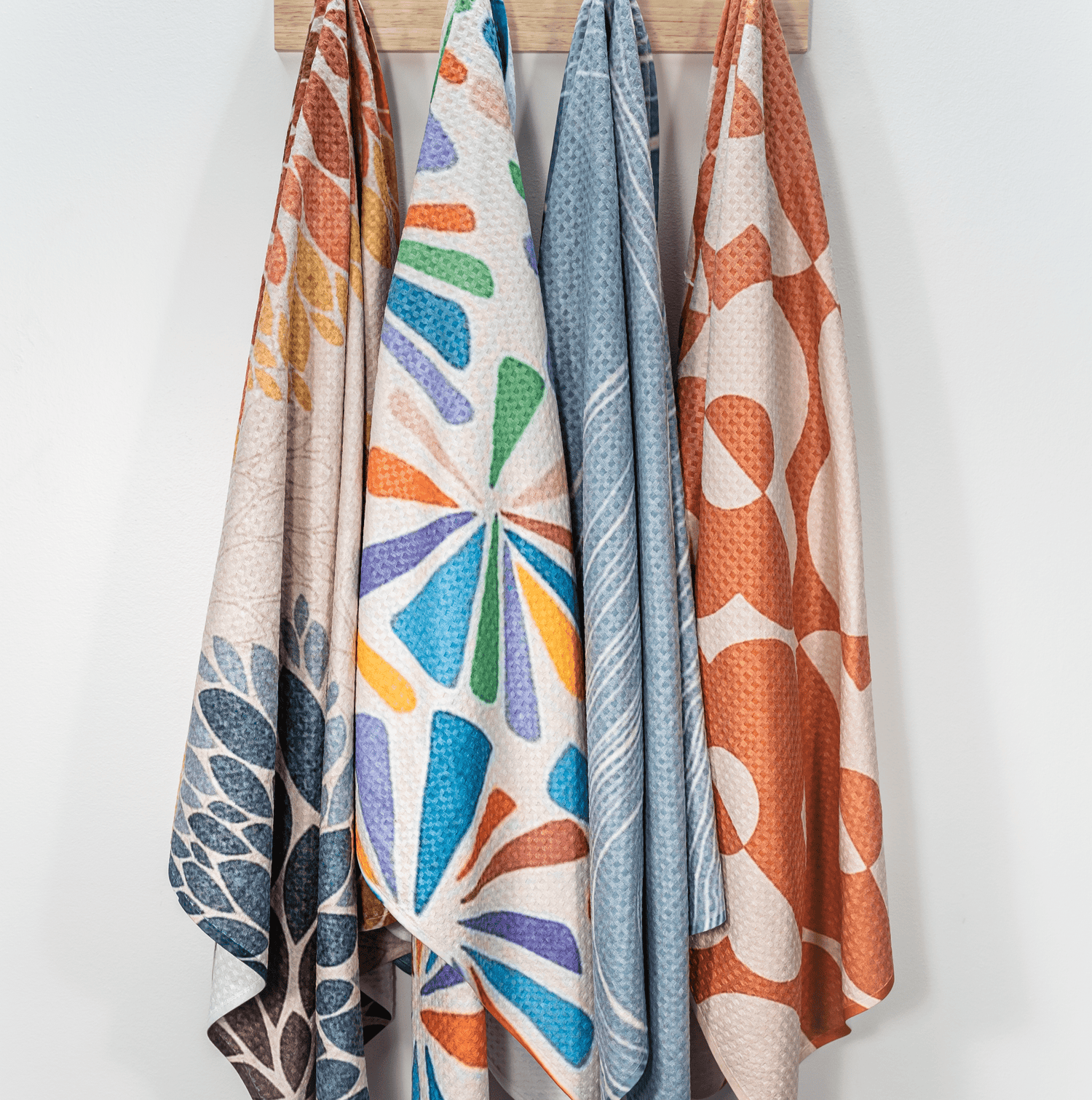 Signature Bath Towels - Loom Loom