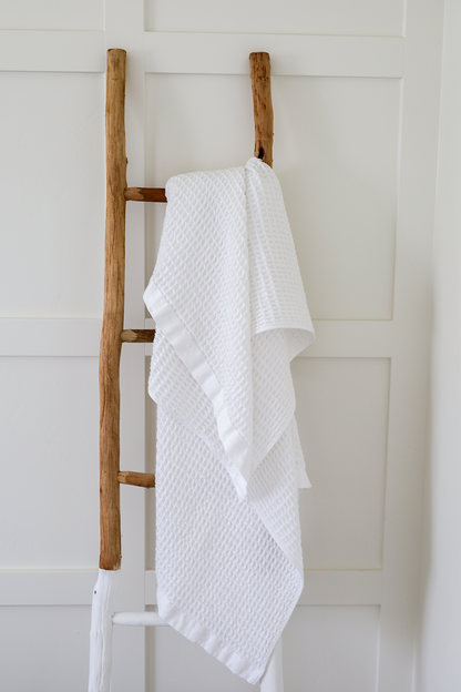 White Waffle Bath Towel Set