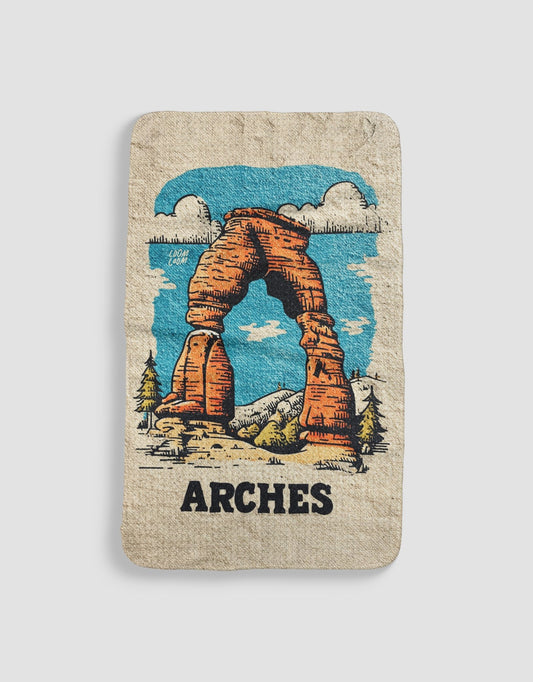 Arches 3 - Loom Loom