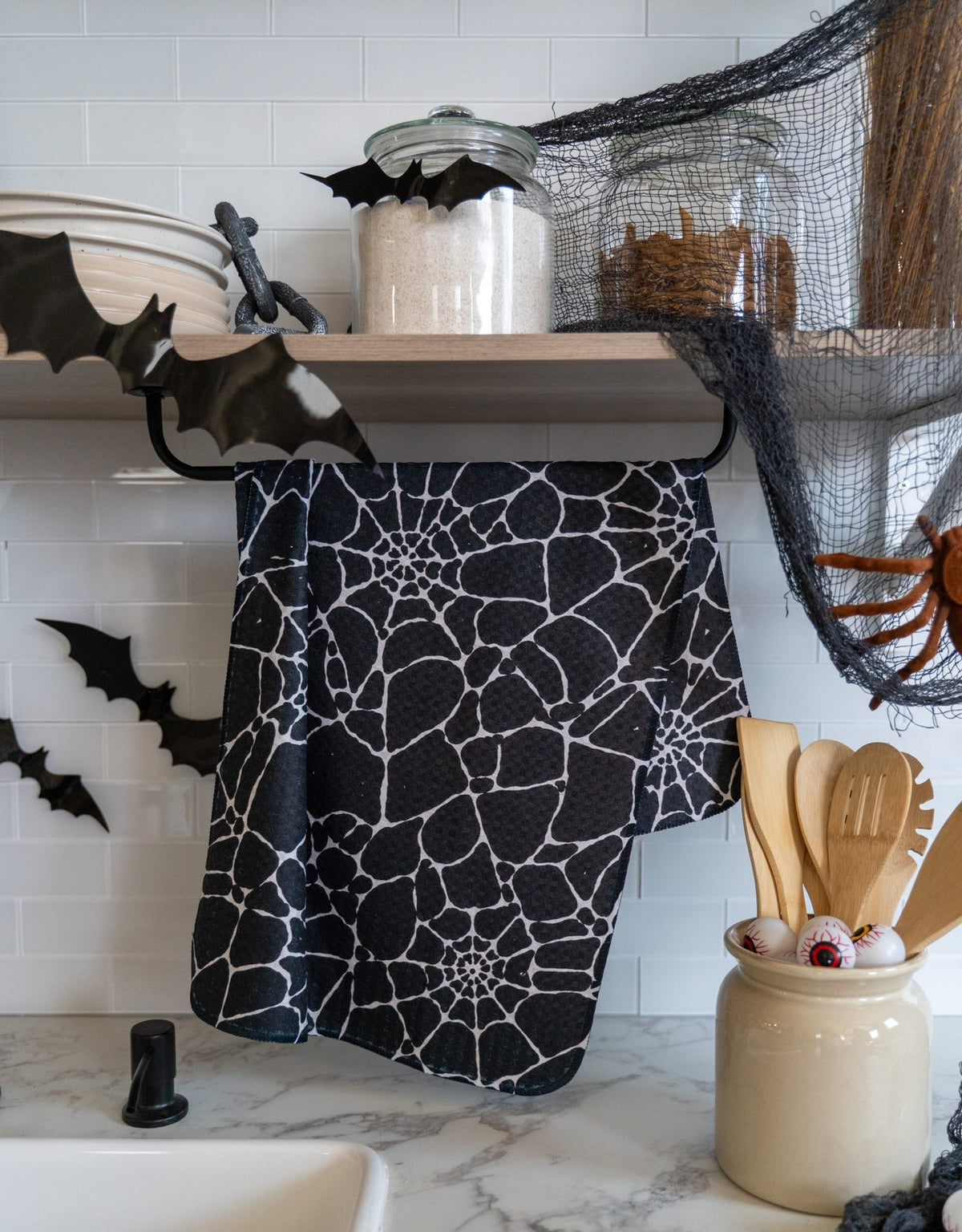 Black Web - Loom Loom