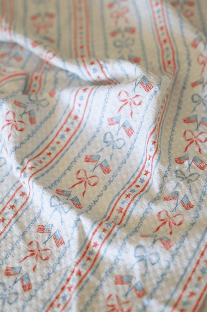 Bows Flags Striped - Loom Loom