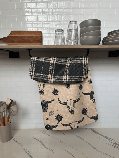 Bull Skull Plaid Reversible - Loom Loom