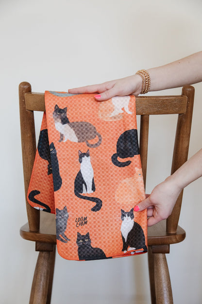 Cats On Red - Loom Loom