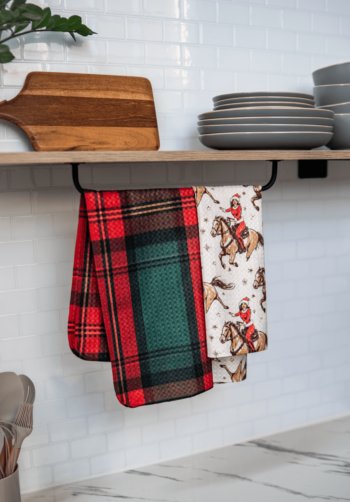 Christmas Cowgirls - Loom Loom
