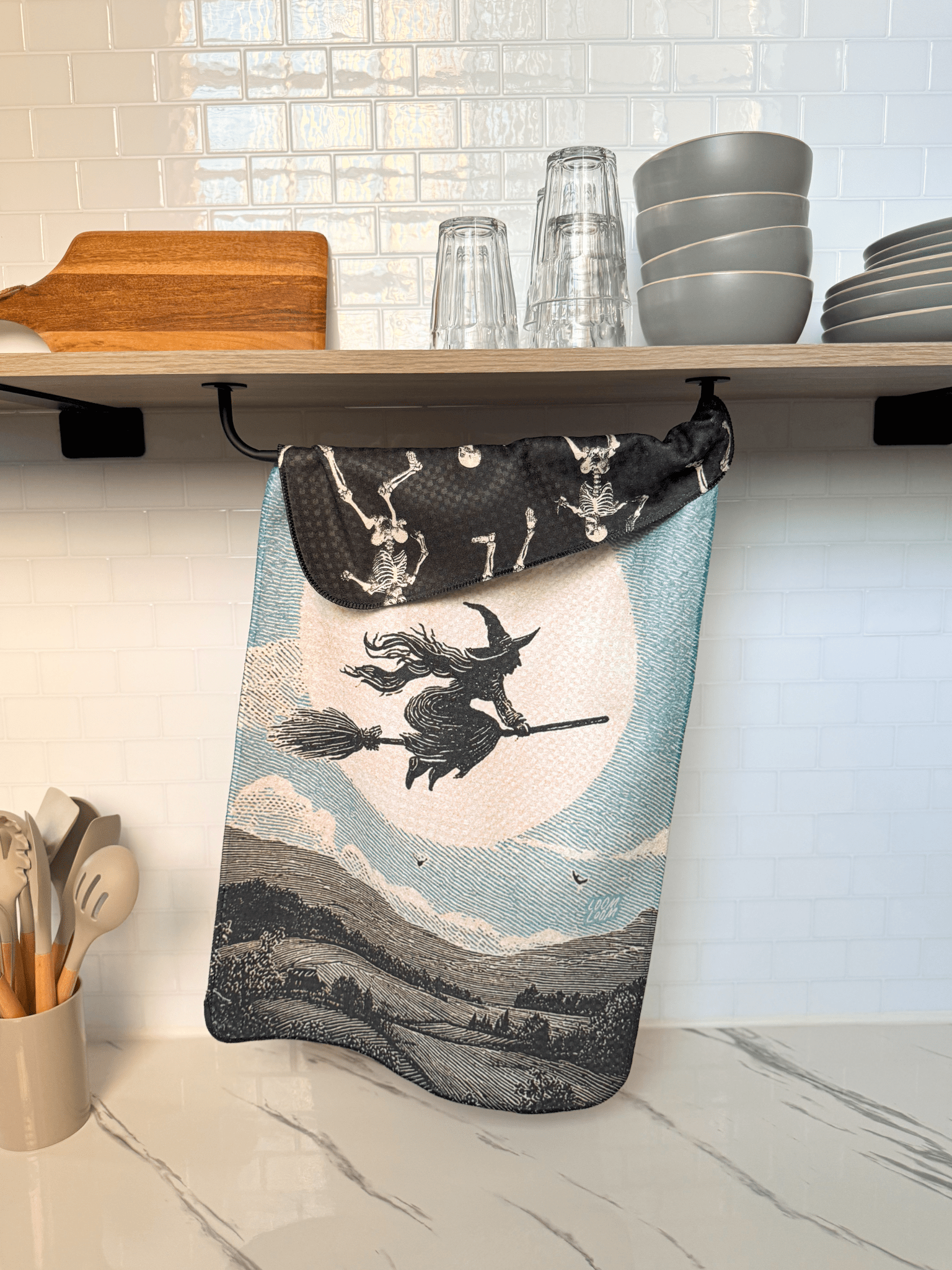 Flying Bones Reversible - Loom Loom