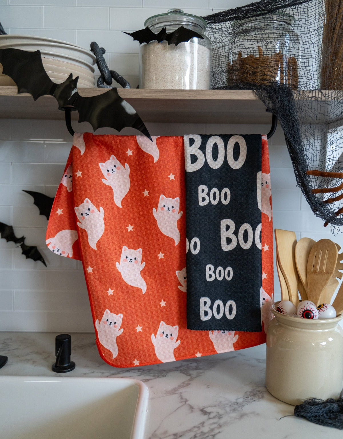 Ghost Cats - Loom Loom