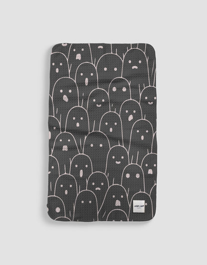 Ghostly Crowd - Black - Loom Loom