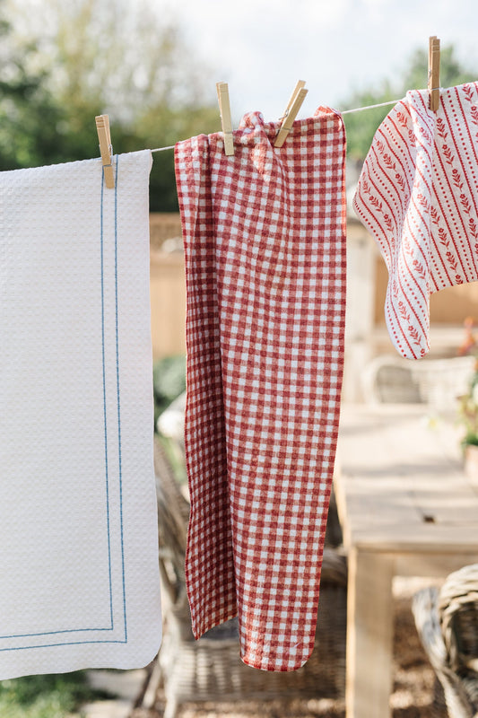 Grandma's Red Gingham by MotherhoodMustHaves - Loom Loom
