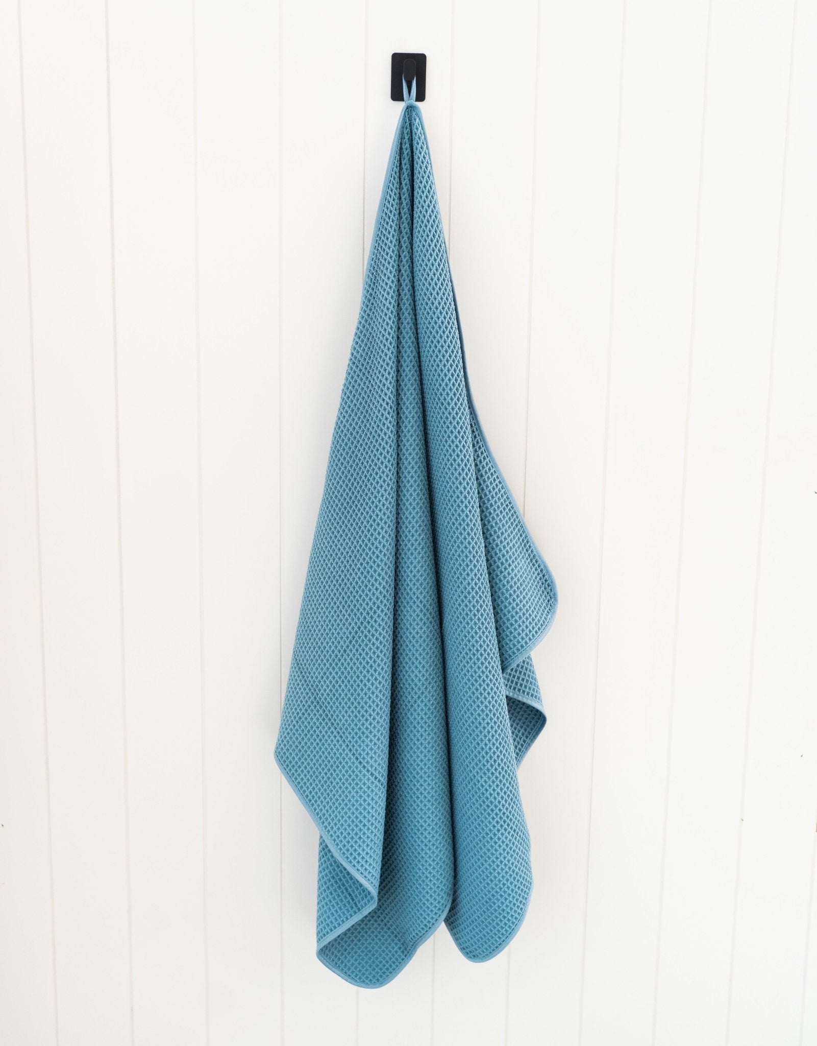 Harbor Sunday Bath Towel - Loom Loom