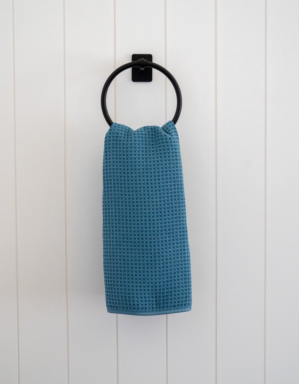 Harbor Sunday Hand Towel - Loom Loom