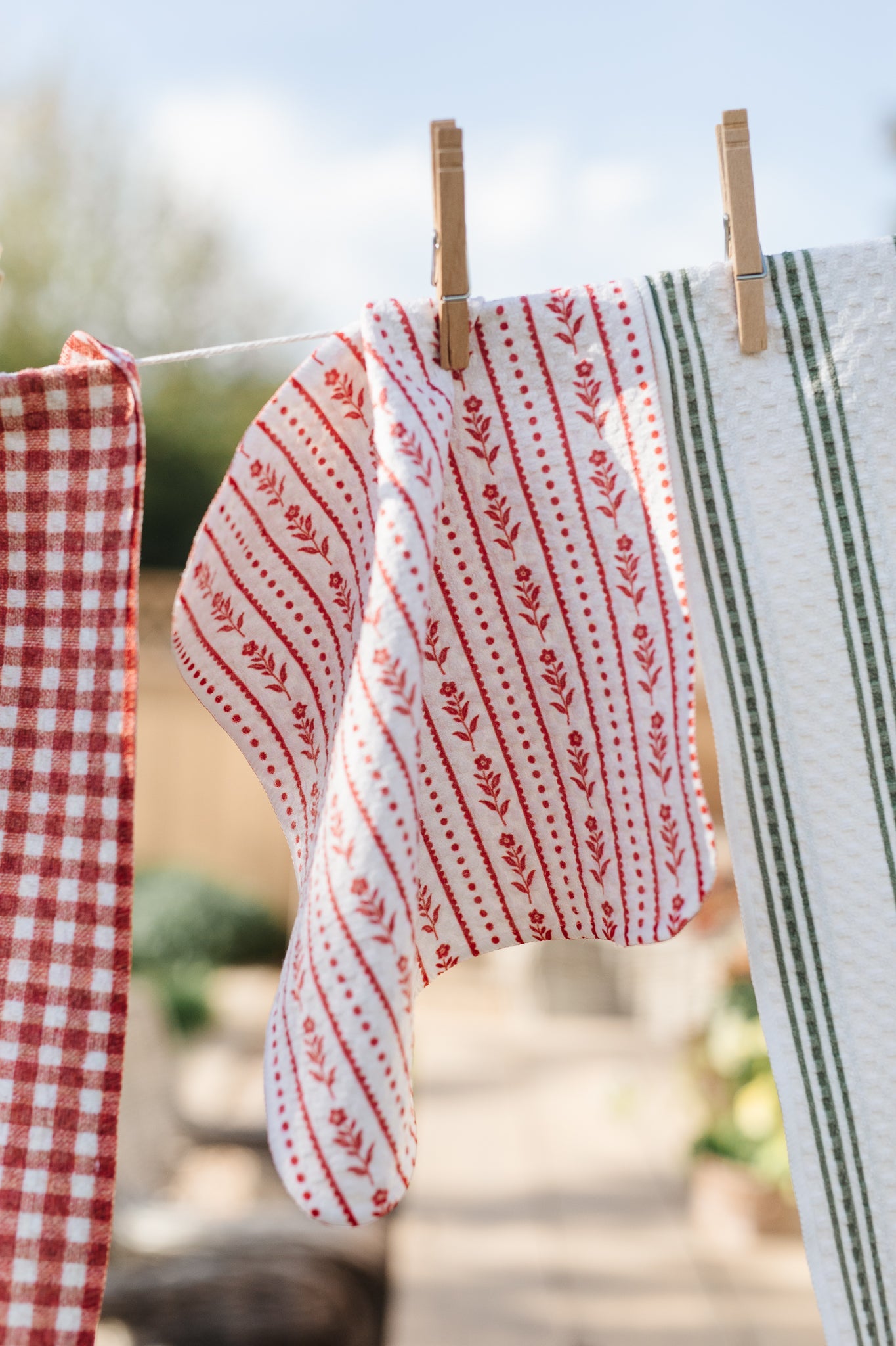 Kitchen Wallpaper by MotherhoodMustHaves - Loom Loom