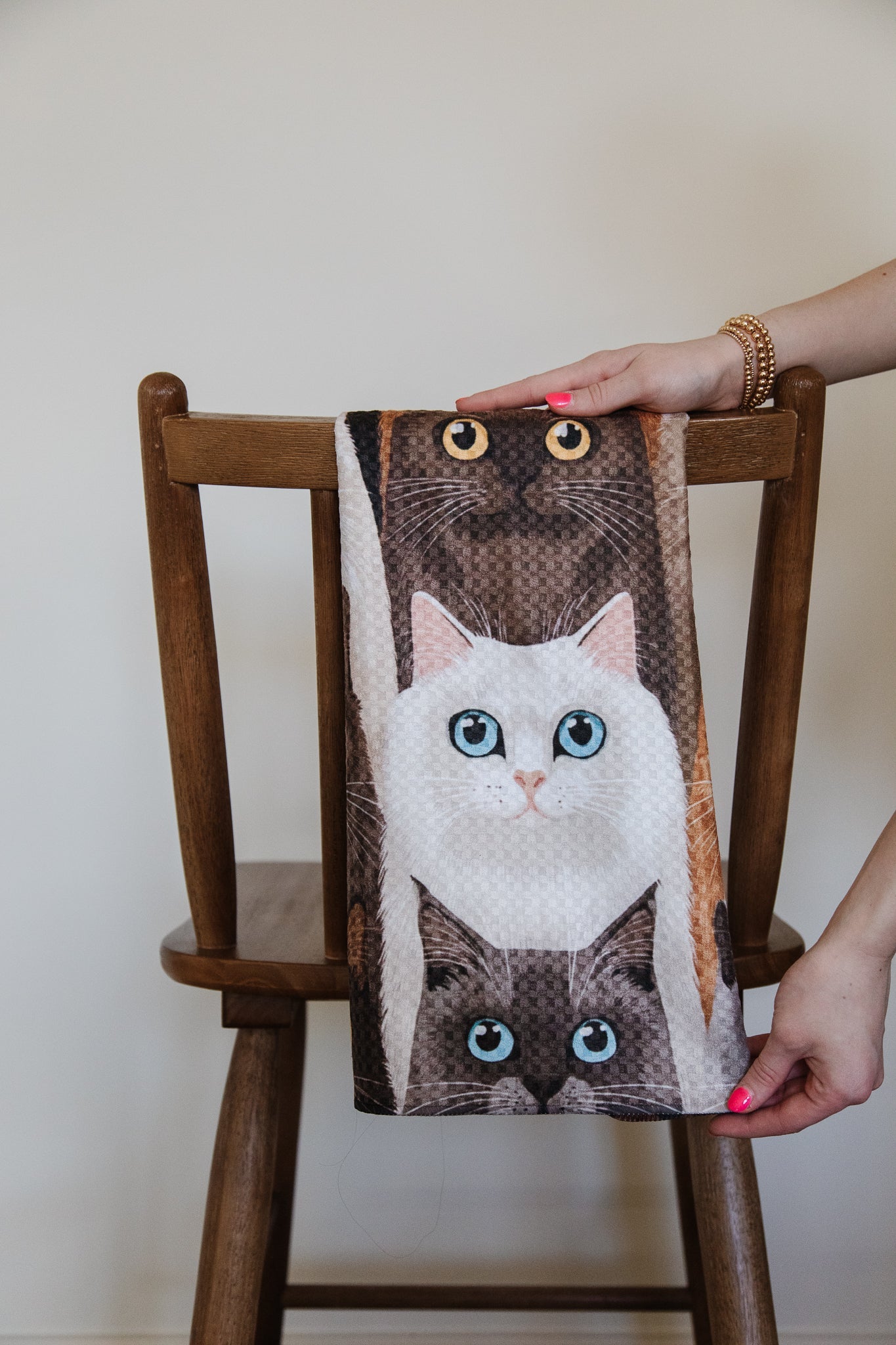 Kitty Crowd - Loom Loom