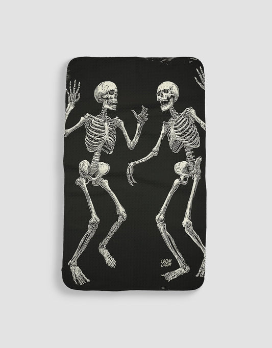 Move Your Bones - Loom Loom