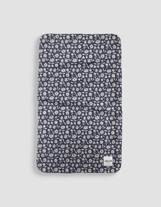 Navy & White Flowers - Loom Loom