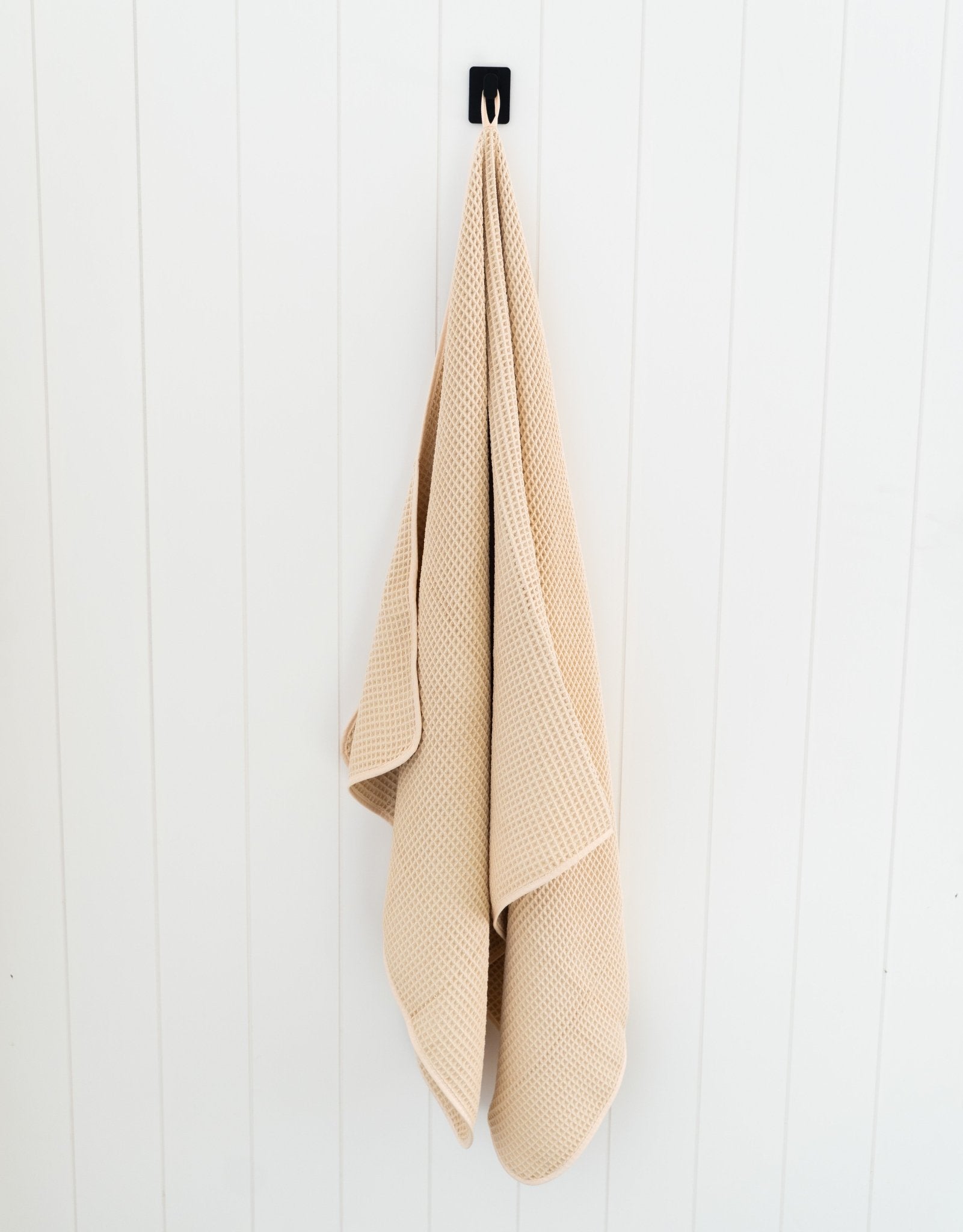 Pearl Sunday Bath Towel - Loom Loom