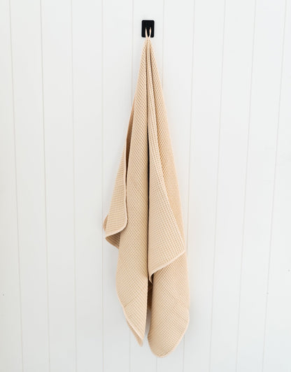 Pearl Sunday Bath Towel - Loom Loom