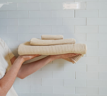 Pearl Sunday Face Towel - Loom Loom