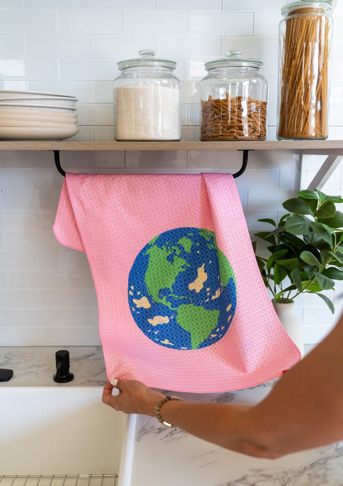Pink Earth - Loom Loom