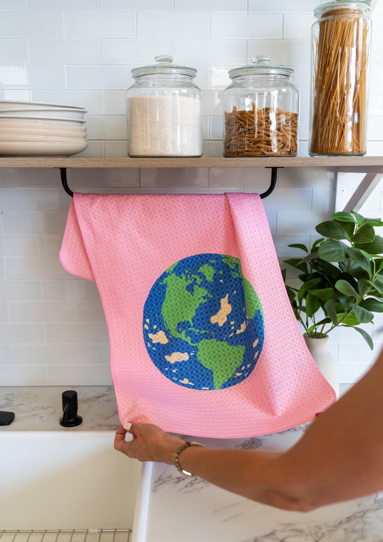 Pink Earth - Loom Loom