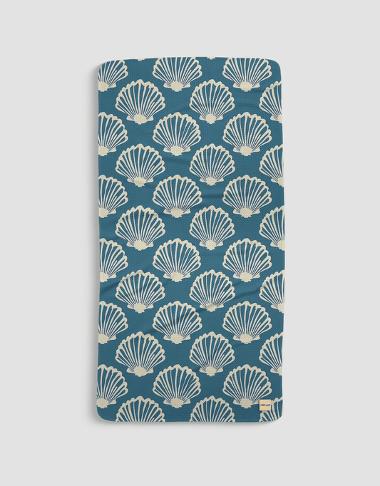 Repeating Shells Bath Towel - Loom Loom