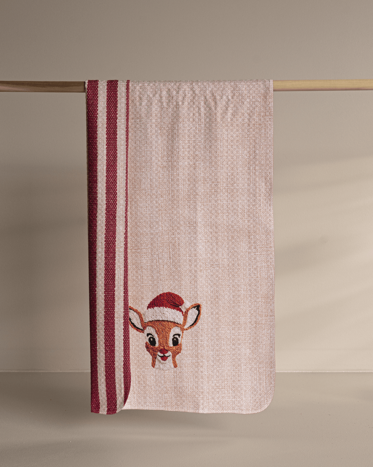 Rudolph Embroidery Reversible - Loom Loom