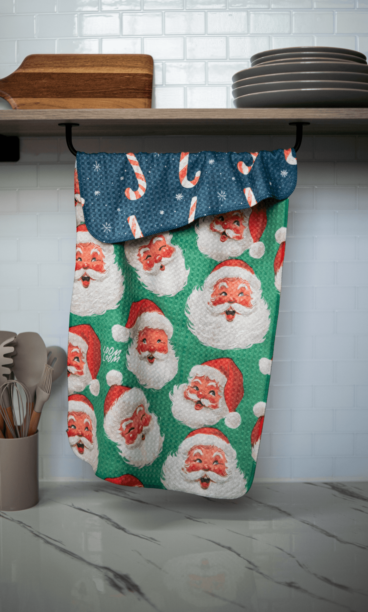 Santa Wrapping Canes Reversible - Loom Loom