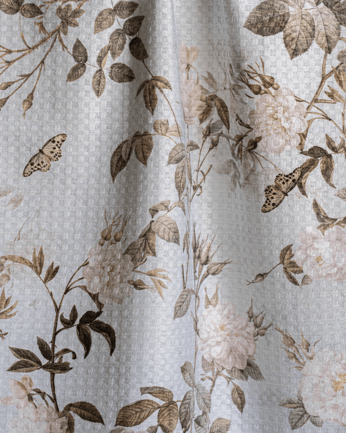 White Roses - Loom Loom